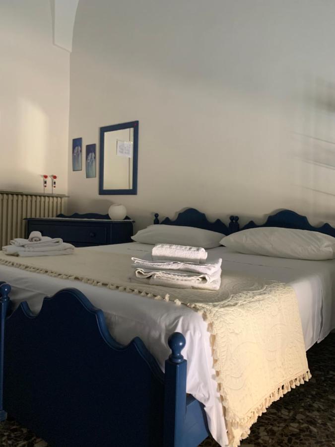 Le Tre Civette Bed & Breakfast Lecce Ngoại thất bức ảnh