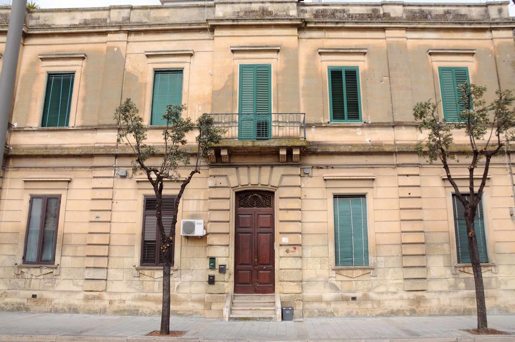 Le Tre Civette Bed & Breakfast Lecce Ngoại thất bức ảnh
