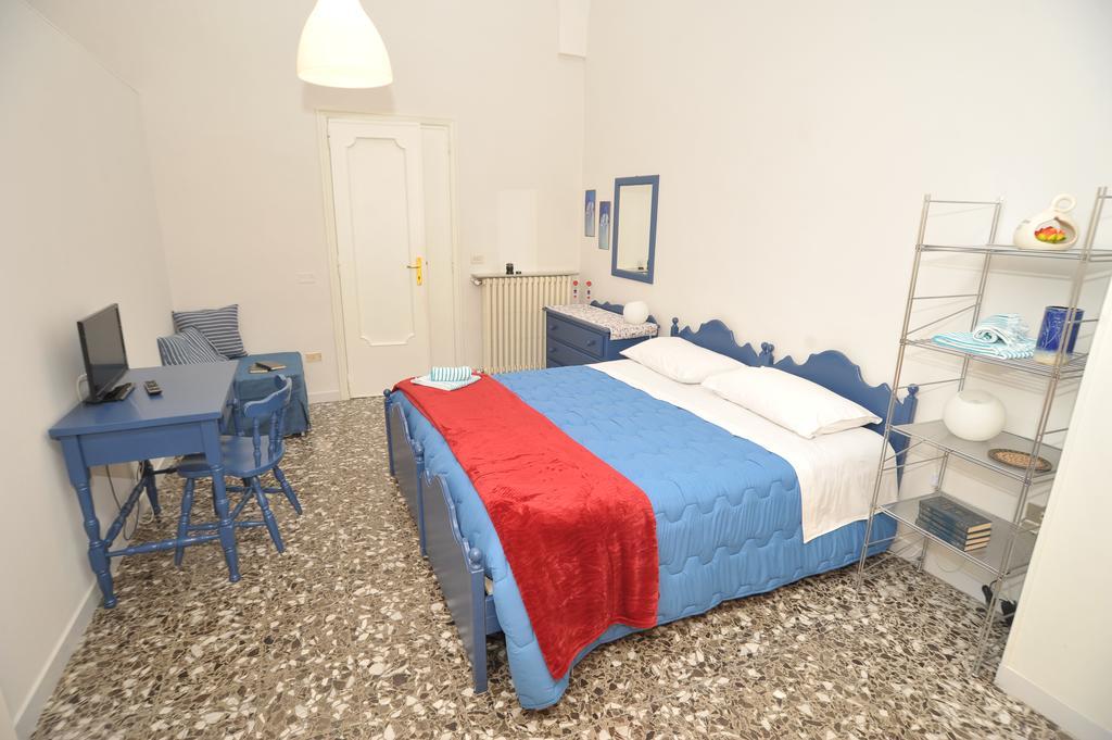 Le Tre Civette Bed & Breakfast Lecce Ngoại thất bức ảnh