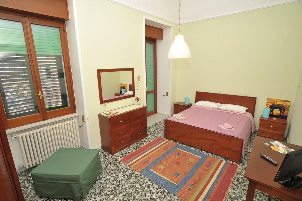 Le Tre Civette Bed & Breakfast Lecce Ngoại thất bức ảnh